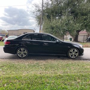 MERCEDES-BENZ E-CLASS - 10