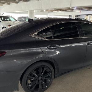 LEXUS ES 350 F SPORT HANDLING - 9