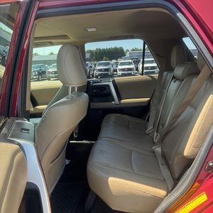 2013 Toyota 4RUNNER SR5 thumbnail 34