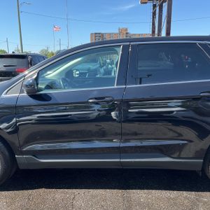FORD EDGE SEL - 4