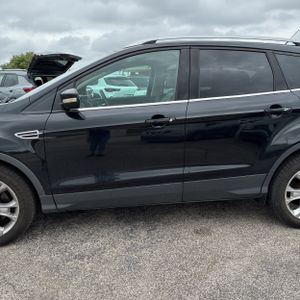 FORD ESCAPE TITANIUM - 4