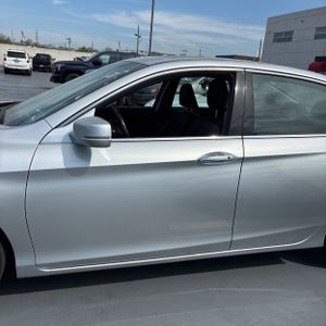 HONDA ACCORD TOURING - 4