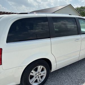 DODGE GRAND CARAVAN - 9