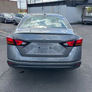 NISSAN ALTIMA SV FWD - 6