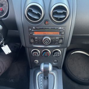 2011 Nissan ROGUE S — миниатюра 36