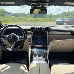 2024 Mercedes-BENZ GLC — миниатюра 37