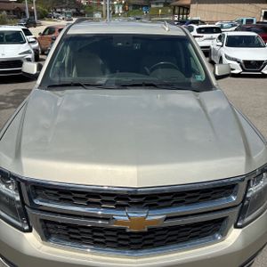 CHEVROLET SUBURBAN LT - 9