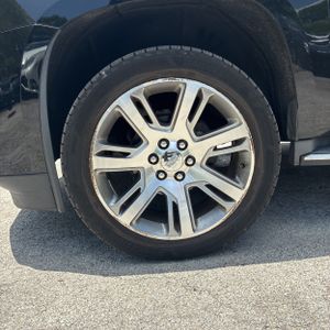صورة مصغرة 16 لـ 2015 Cadillac ESCALADE LUXURY