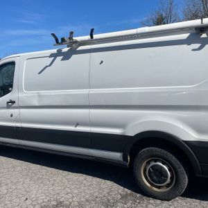 FORD TRANSIT 250 - 6