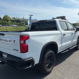 CHEVROLET SILVERADO 1500 ZR2 - 8