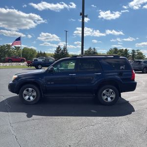 TOYOTA 4RUNNER - 3