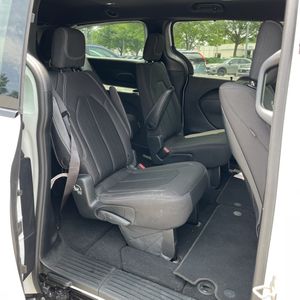 2020 Chrysler PACIFICA TOURING — миниатюра 34