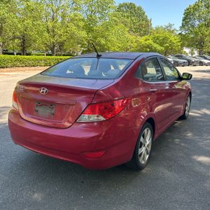 HYUNDAI ACCENT GLS - 8