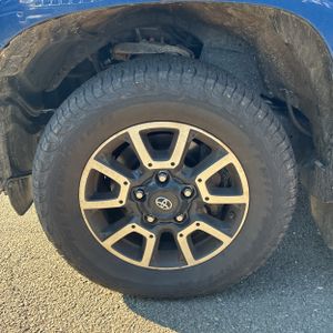 2014 Toyota TUNDRA LIMITED photo 17