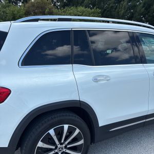 MERCEDES-BENZ GLB - 9