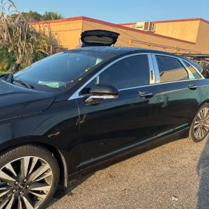 2017 Lincoln MKZ RESERVE — фото 2