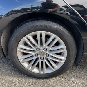 2015 Lexus ES 350 BASE thumbnail 19