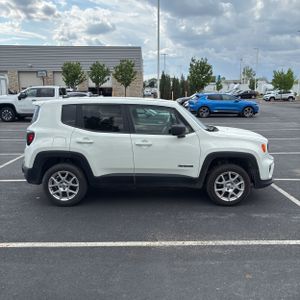 JEEP RENEGADE - 10
