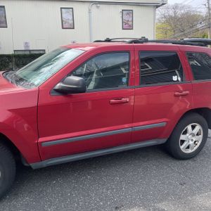 JEEP GRAND CHEROKEE LAREDO - 4