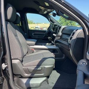 2026 RAM 3500 BIG HORN CREW CAB 4X4 6'4" BOX — миниатюра 32