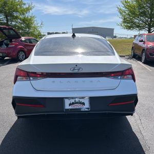 HYUNDAI ELANTRA SEL - 7