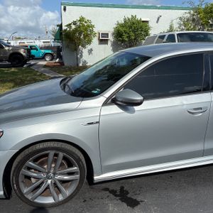 صورة 2 لـ 2018 Volkswagen PASSAT 2.0T R-LINE