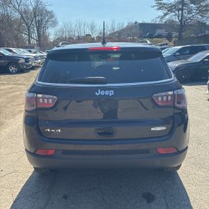 JEEP COMPASS LATITUDE 4X4 - 7