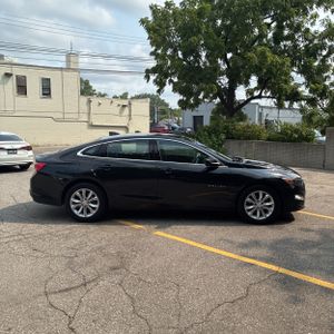 2023 Chevrolet MALIBU LT — фото 10