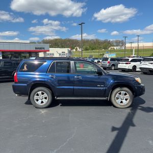 TOYOTA 4RUNNER - 10