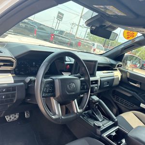 صورة مصغرة 36 لـ 2024 Toyota TACOMA TRD SPORT