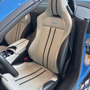 2021 Aston Martin VANTAGE BASE 缩略图 33