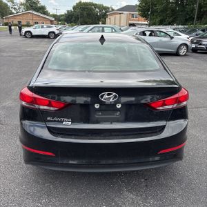 صورة 7 لـ 2018 Hyundai ELANTRA SE