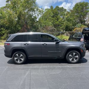 JEEP GRAND CHEROKEE - 10