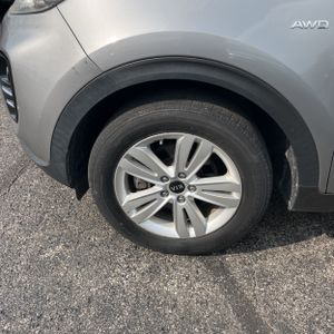 2019 KIA SPORTAGE LX — миниатюра 17