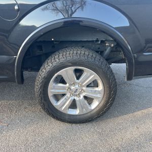 2019 FORD F-150 LARIAT 缩略图 18