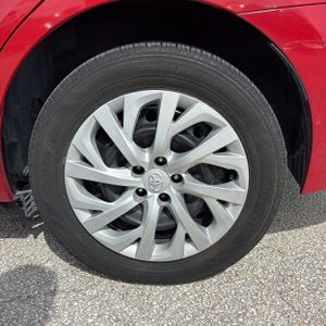 2019 Toyota COROLLA LE 缩略图 18