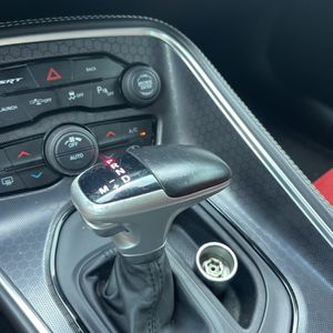 صورة مصغرة 59 لـ 2016 Dodge CHALLENGER SRT 392