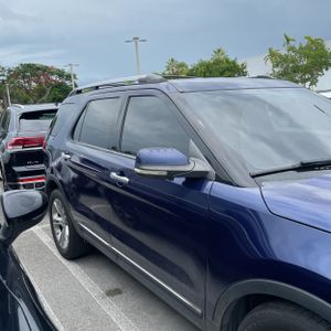 FORD EXPLORER LIMITED - 10