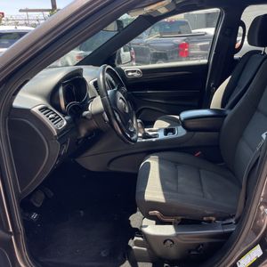 2019 JEEP GRAND CHEROKEE LAREDO E 缩略图 32