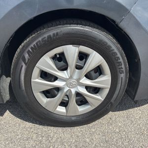 صورة مصغرة 20 لـ 2017 Toyota COROLLA L