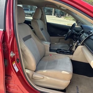 2012 Toyota CAMRY LE thumbnail 33