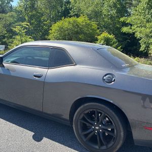 DODGE CHALLENGER SXT - 6