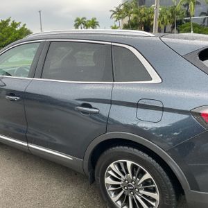 2021 Lincoln NAUTILUS STANDARD 照片 6
