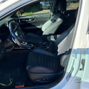 2023 KIA FORTE GT 照片 32