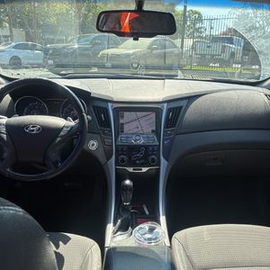 صورة 36 لـ 2012 Hyundai SONATA SE 2.0T