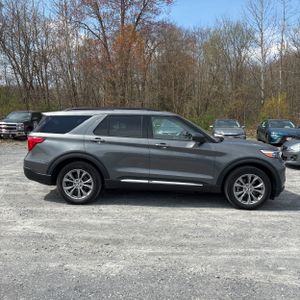 FORD EXPLORER XLT - 10