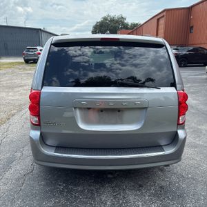 صورة 7 لـ 2017 Dodge GRAND CARAVAN SE
