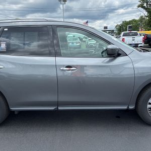 2019 Nissan PATHFINDER SV 缩略图 11