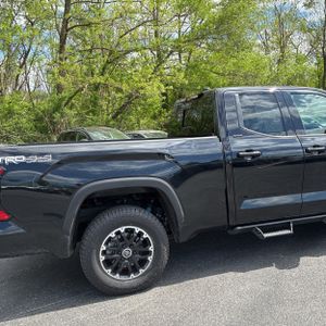 TOYOTA TUNDRA - 9