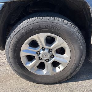 2004 Toyota 4RUNNER SR5 缩略图 17